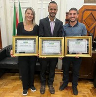 Câmara Municipal do Rio Grande concede Voto de Louvor a maratonistas da cidade