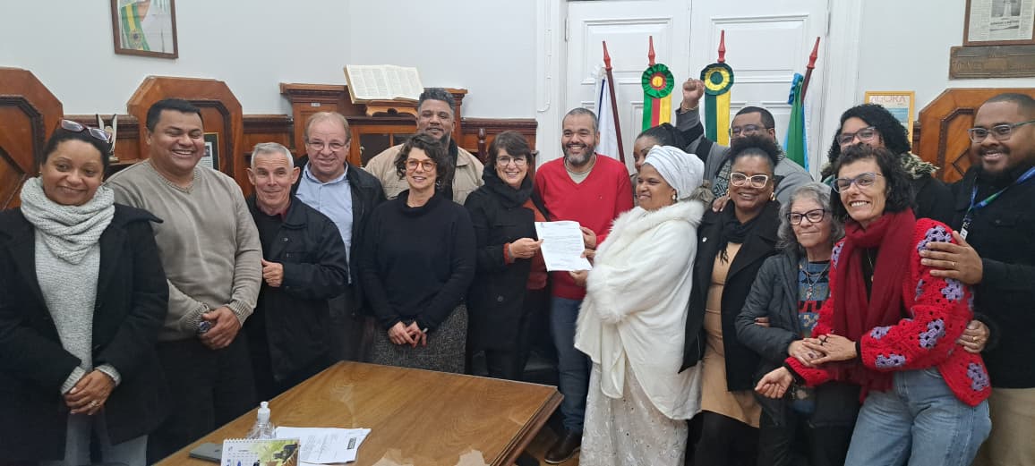 Câmara recebe projeto de lei que institui premiação pela promoção da igualdade racial.