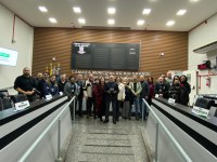 Servidores da Câmara Municipal realizam homenagem ao Vereador Presidente Paulo Roldão e aos Vereadores da Casa